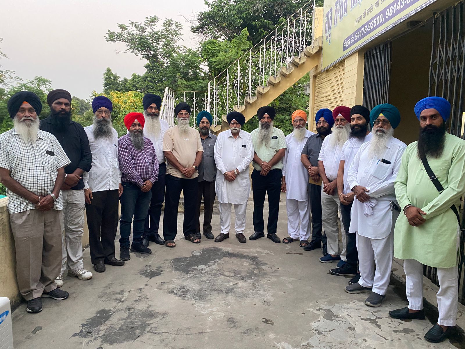 A group of 130 devotees from the Guru Nanak Mission Seva Society will leave for Hazur Sahib tomorrow.